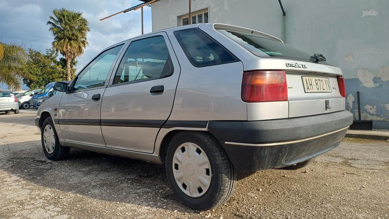 Citroen ZX 1.4i cat 5 porte Aura 1995 EPOCA