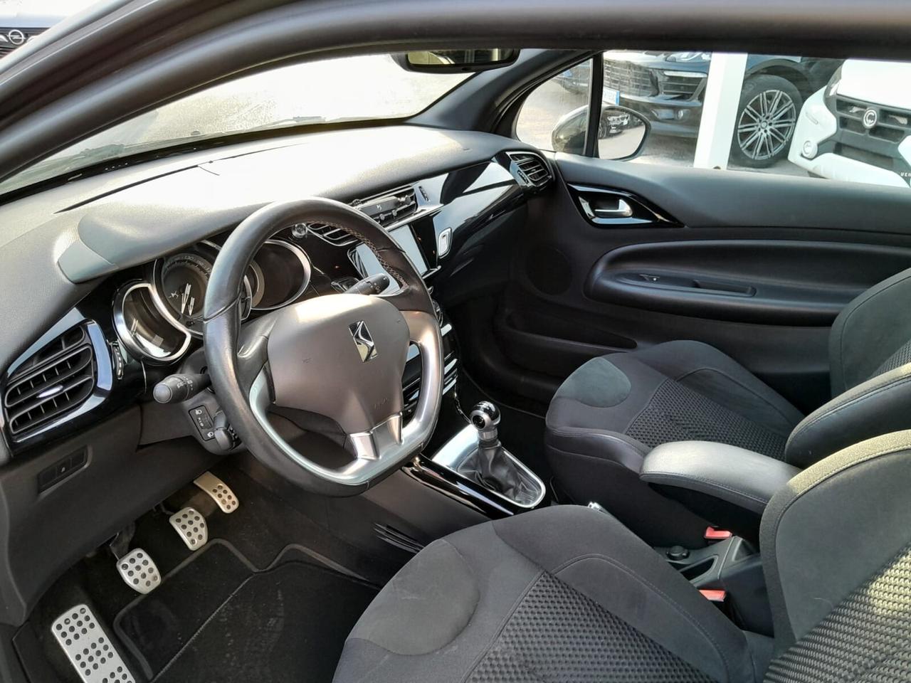 Ds DS3 3 PureTech 82 Sport Chic
