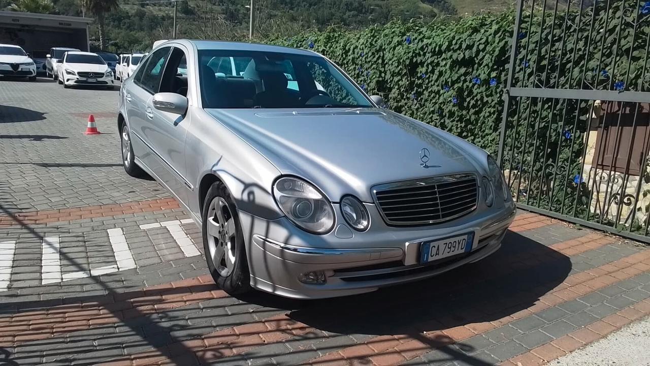 Mercedes-benz E 270 CDI cat Classic