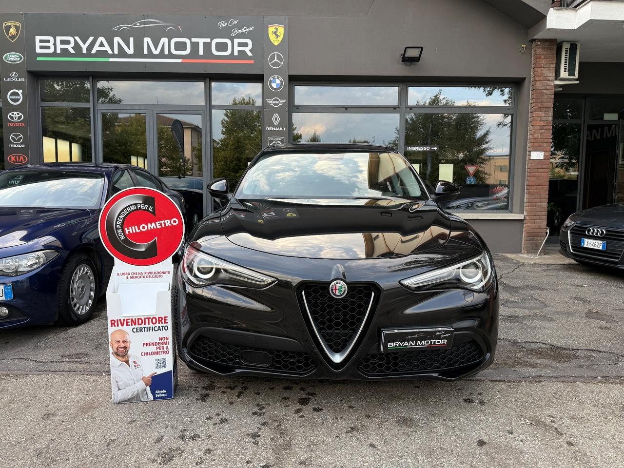 Alfa Romeo Stelvio 2.2 Turbodiesel 160 CV AT8 RWD Business