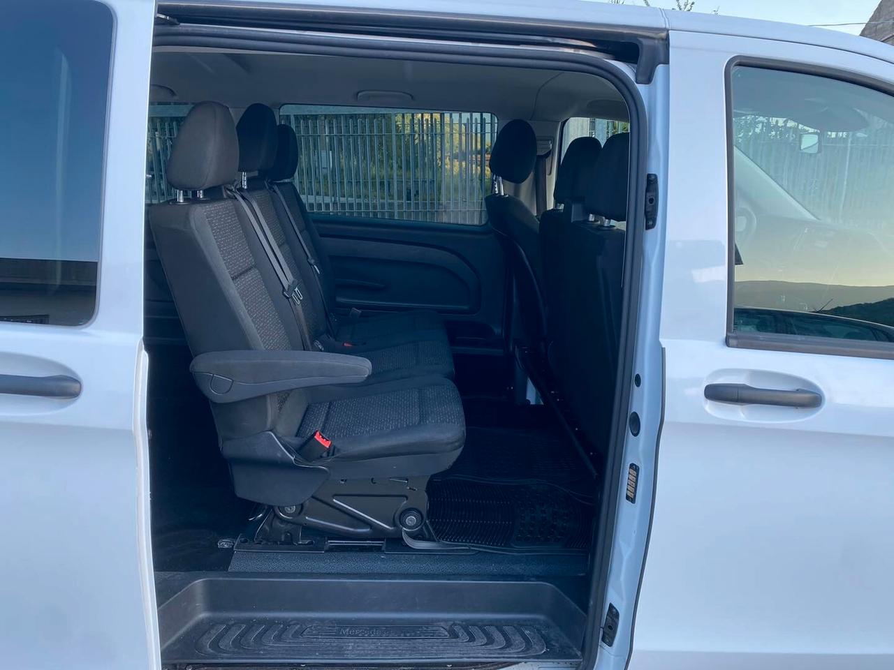Mercedes-Benz Vito 6 POSTI 114 CDI Mixto Long 2022