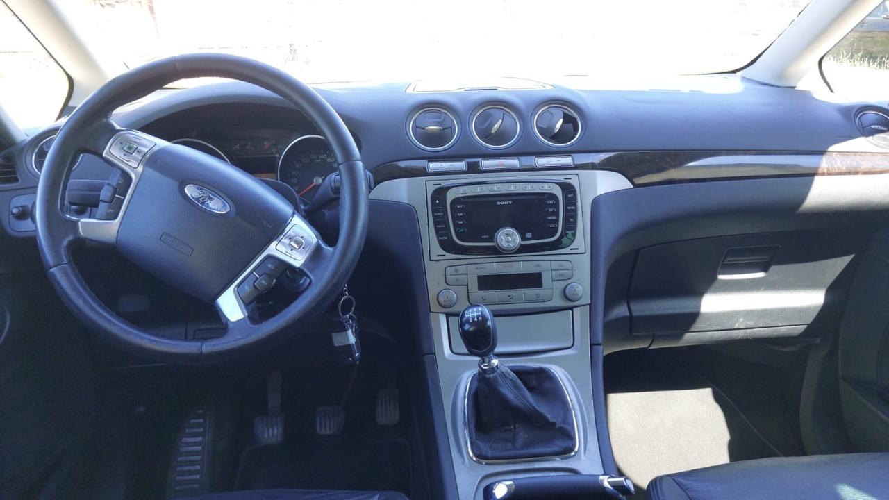 Ford Galaxy 2.0 TDCi 140 CV Ghia 7 mosti motoristicamente perfetta