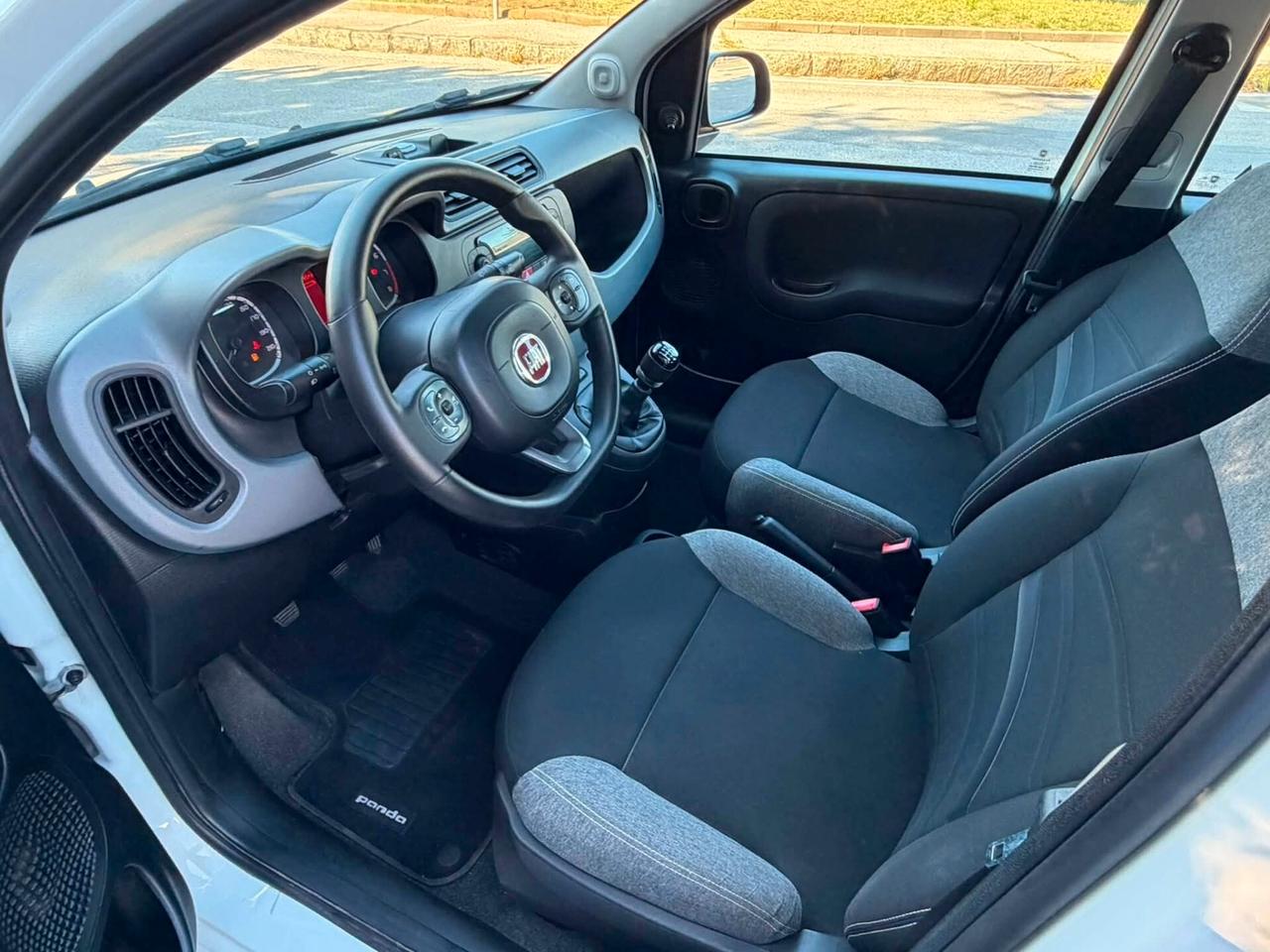 Fiat Panda 1.0 GSE S&S Hybrid Street Van 4 posti