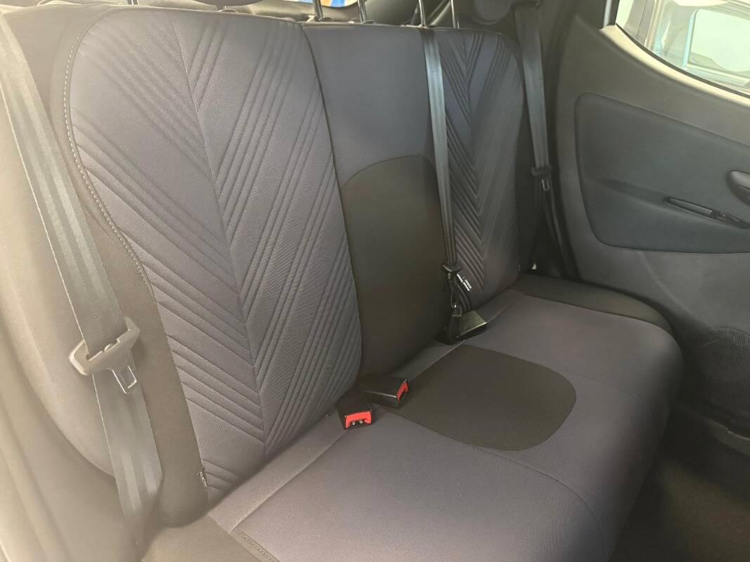 Lancia Ypsilon III 1.0 firefly hybrid UnYca s&s 70cv