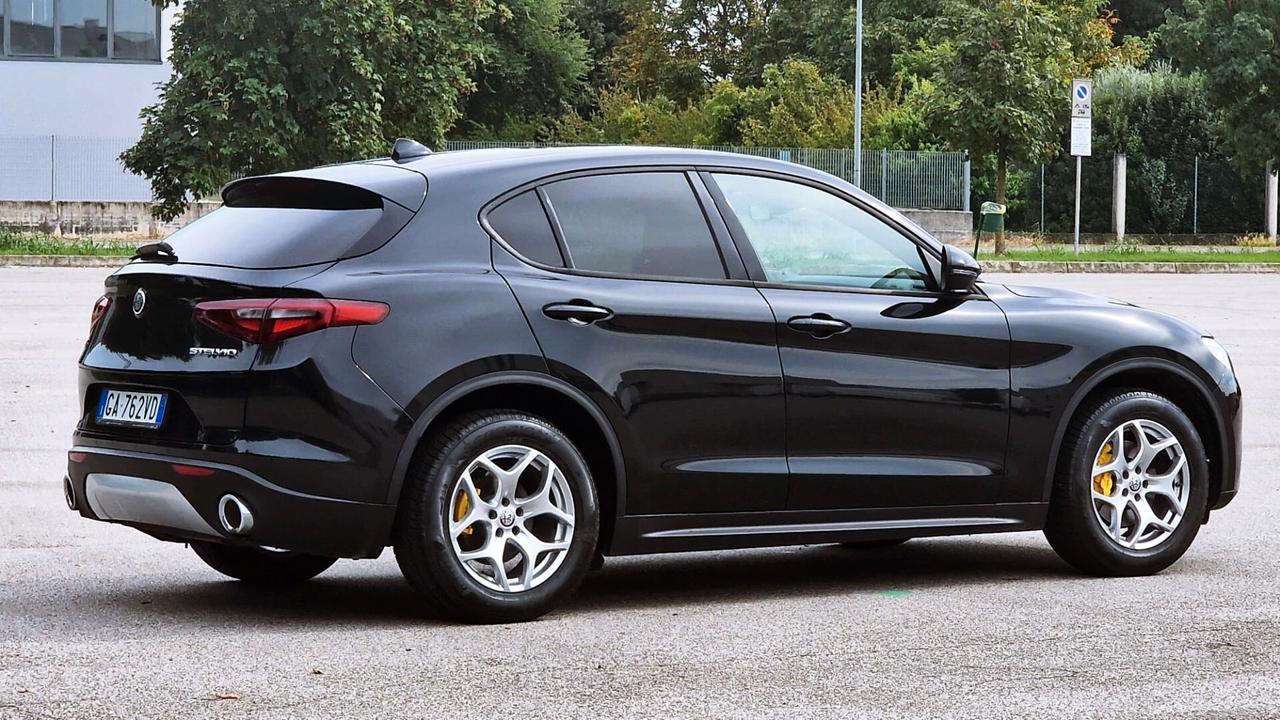 Alfa Romeo STELVIO 2.2 Turbo Diesel 190CV AT8 Q4