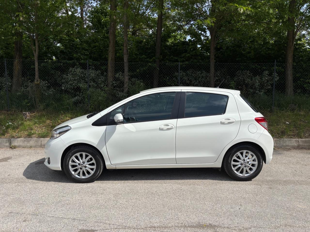 Toyota Yaris 1.0 69cv 5p Active NEOPATENTATI