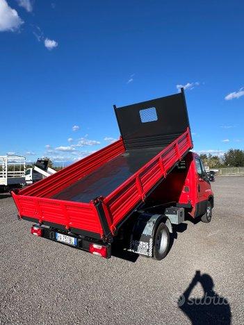 Iveco daily ribaltabile trilaterale