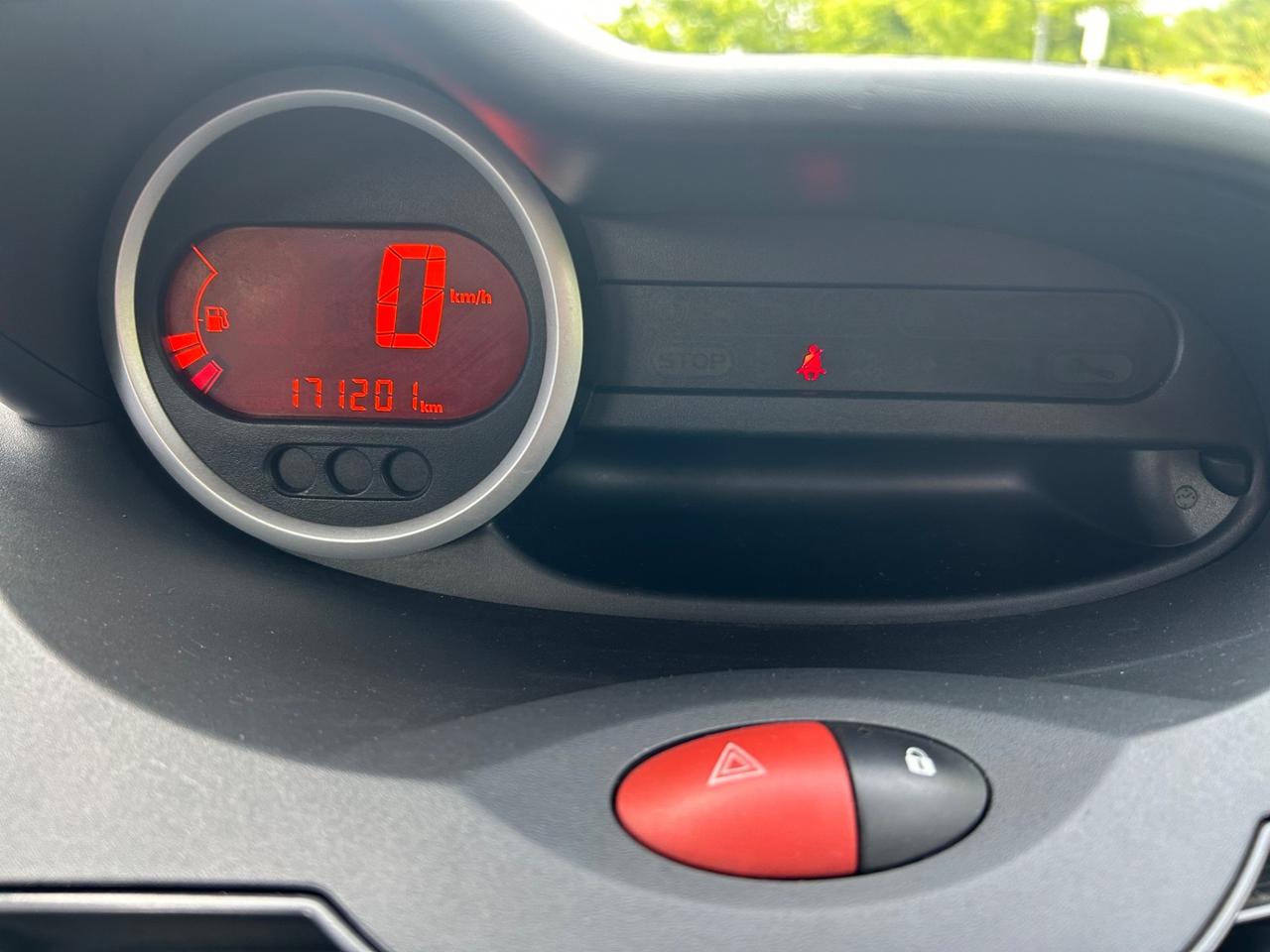 Renault Twingo 1.2 16V Live* Neo patentati *