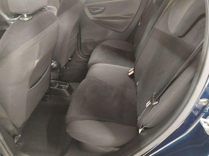 Lancia Ypsilon 1.2 8v Gold c/CL 69cv E6