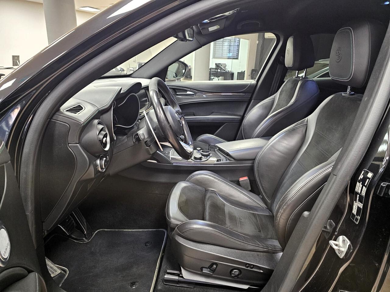 Alfa Romeo Stelvio 2.9 Bi-Turbo V6 510 CV AT8 Quadrifoglio