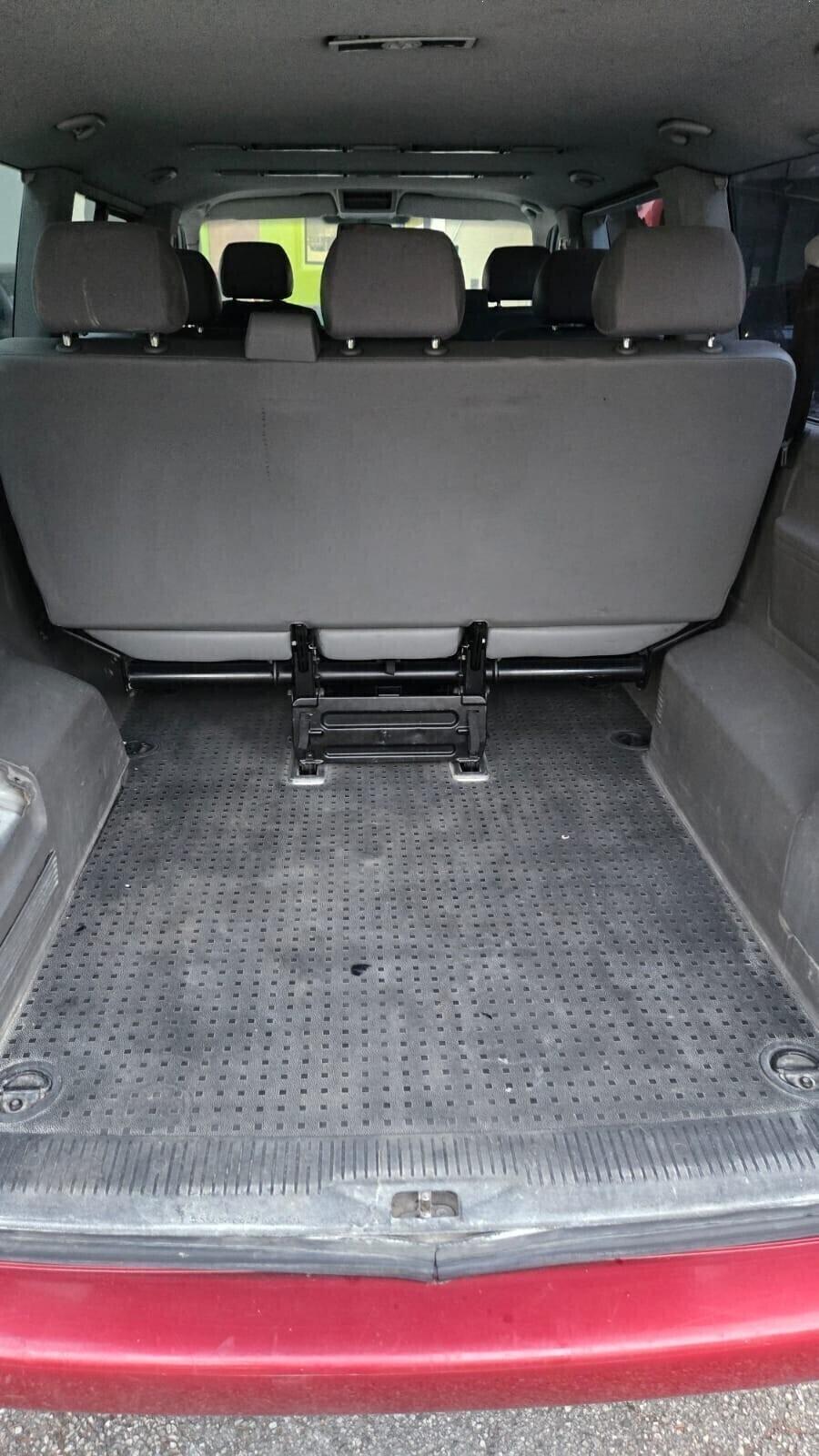 Volkswagen Transporter Caravelle 1.9 TDI/102CV PL