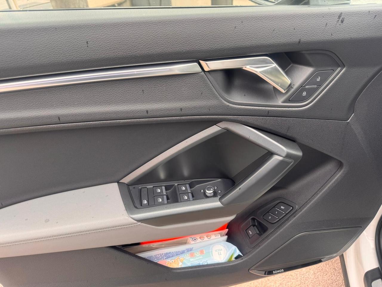 Audi Q3 Sportback 35 TDI quattro S line edition Tetto