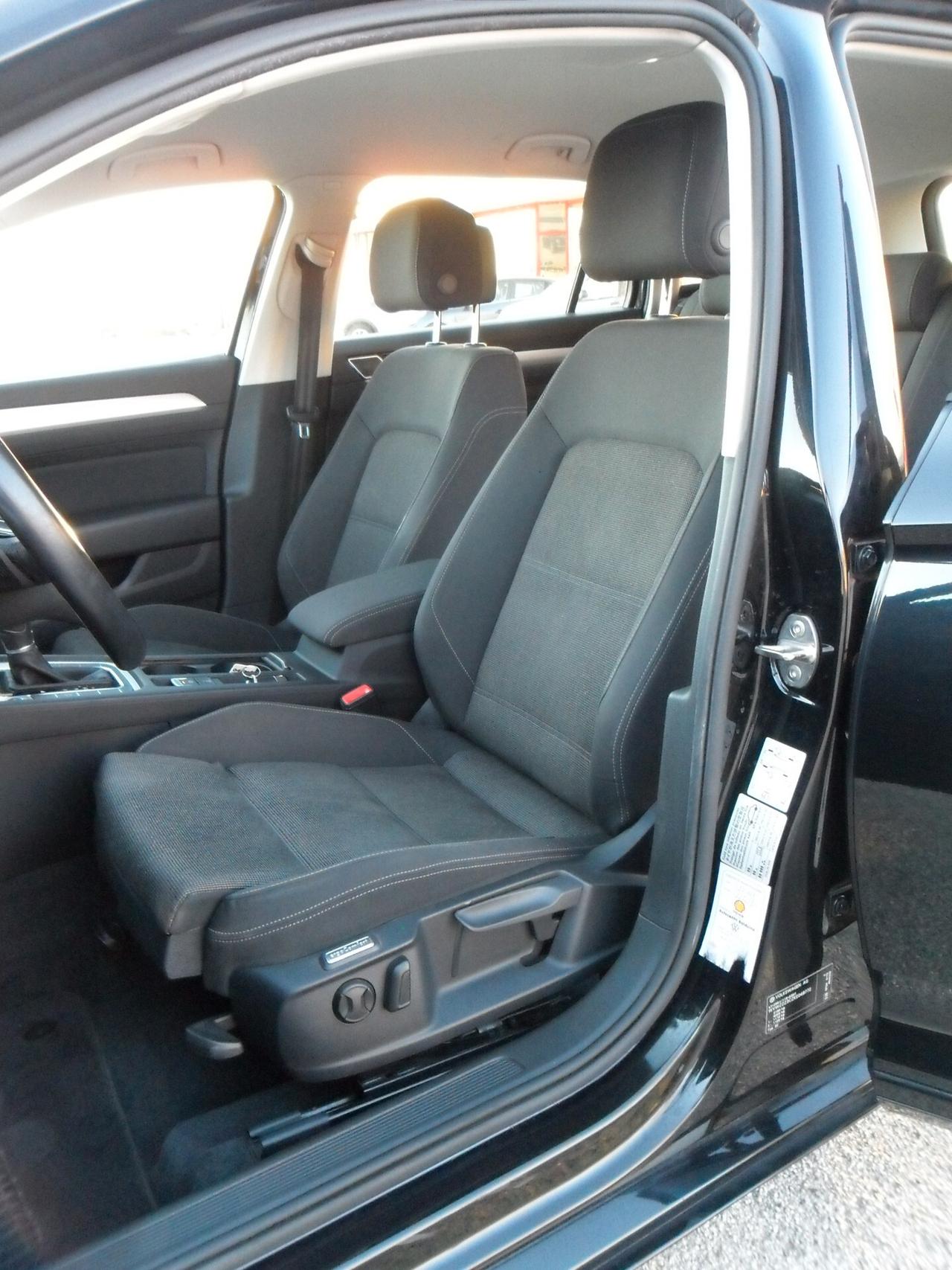 Volkswagen Passat Variant 2.0 TDI DSG Business BlueMotion Tech