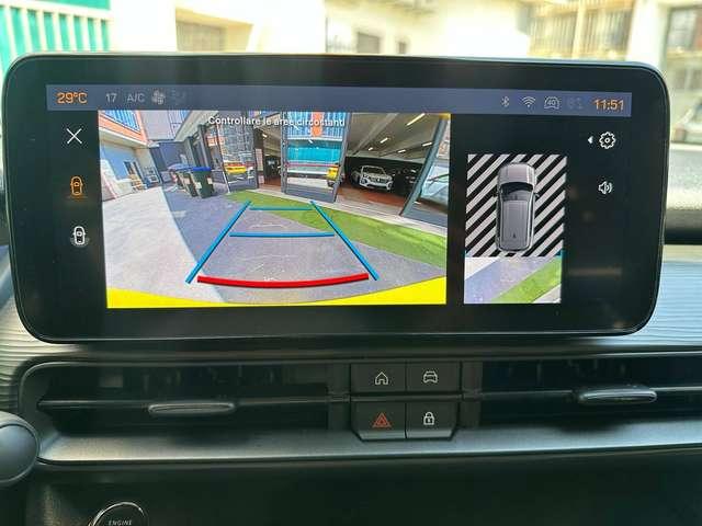 Jeep Avenger 1.2 100cv Altitude + Telecamera + Navi + JBL + Key Less