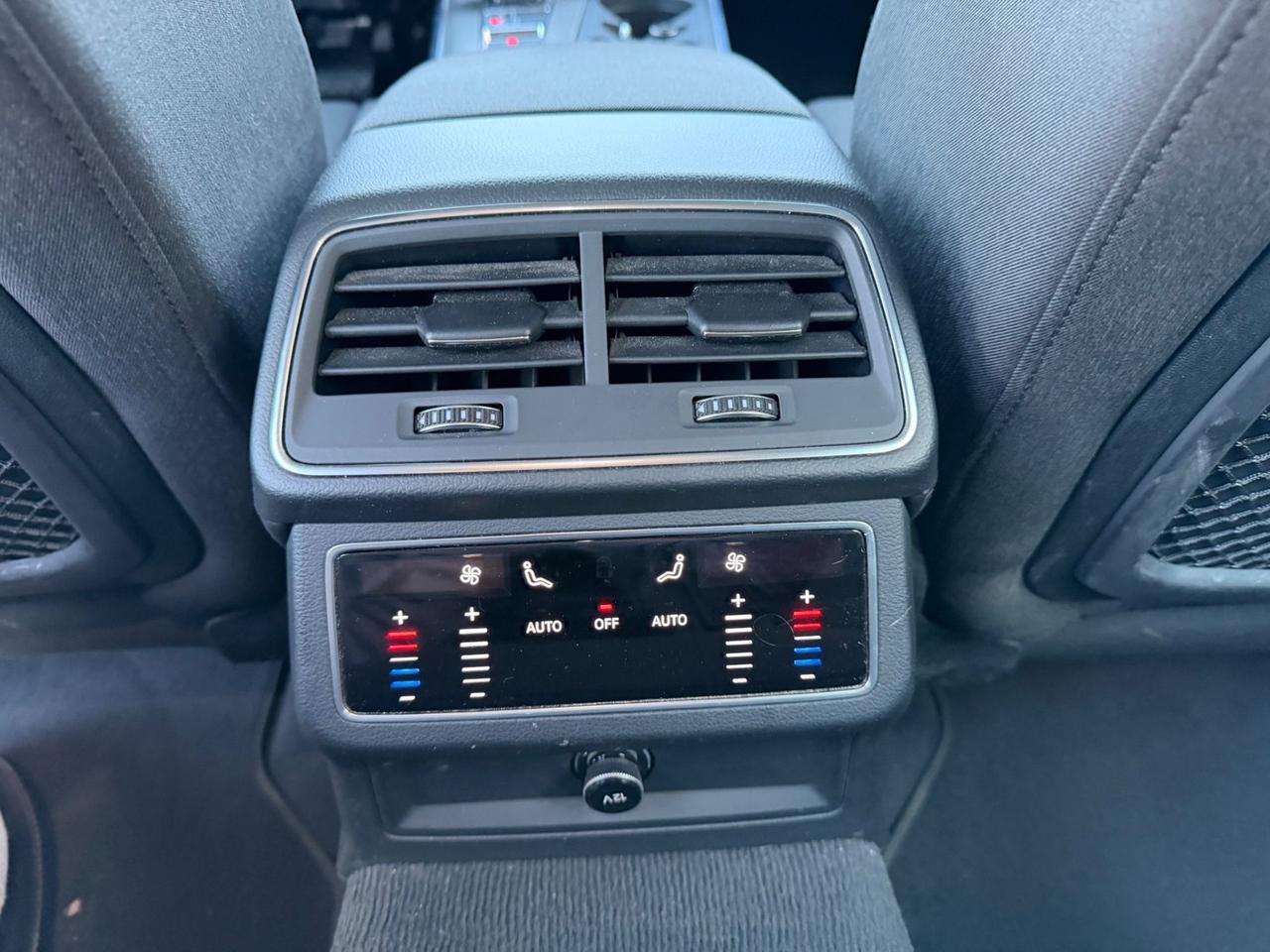 Audi A6 Avant 40 2.0 TDI S tronic Business Sport