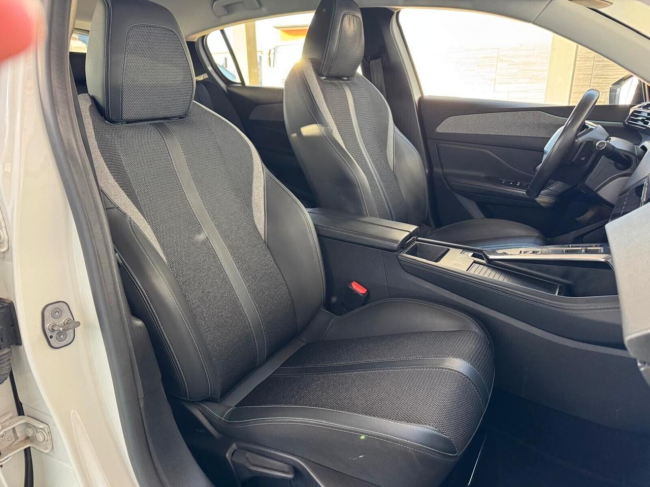 Peugeot 308 BlueHDi 130 S&S EAT8 GT