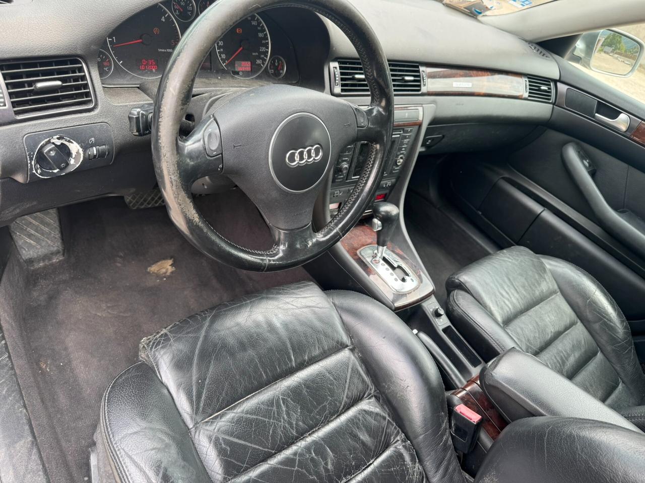 Audi A6 2.5 V6 TDI/180 CV cat Avant quattro