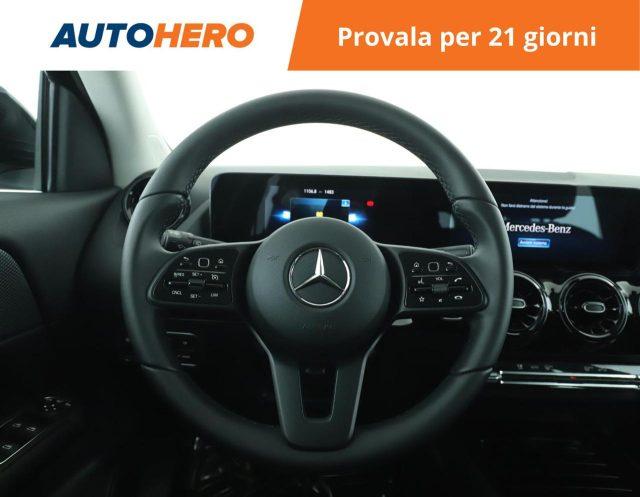 MERCEDES-BENZ GLA 180 Automatic Executive