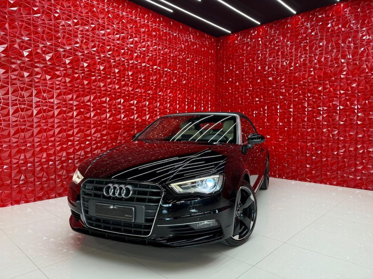 Audi A3 Cabrio 2.0 TDI 150Cv diesel S tronic S-Line