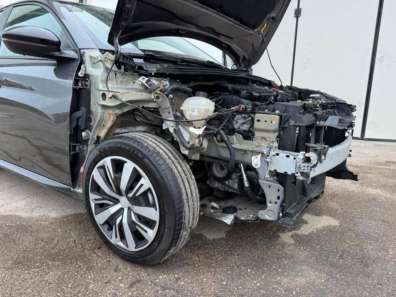 Peugeot 208 1.2 active START INCIDENTATA