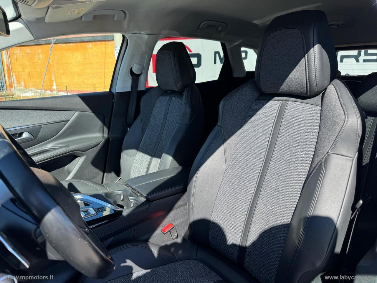 PEUGEOT 3008 ALLURE 1.5 BlueHDi 130CV AUTOMATICA