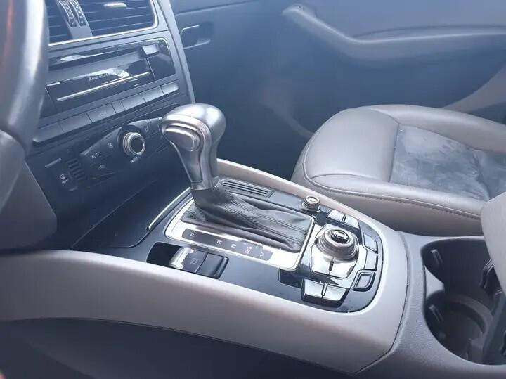 Audi Q5 2.0 TFSI hybrid quattro tiptronic