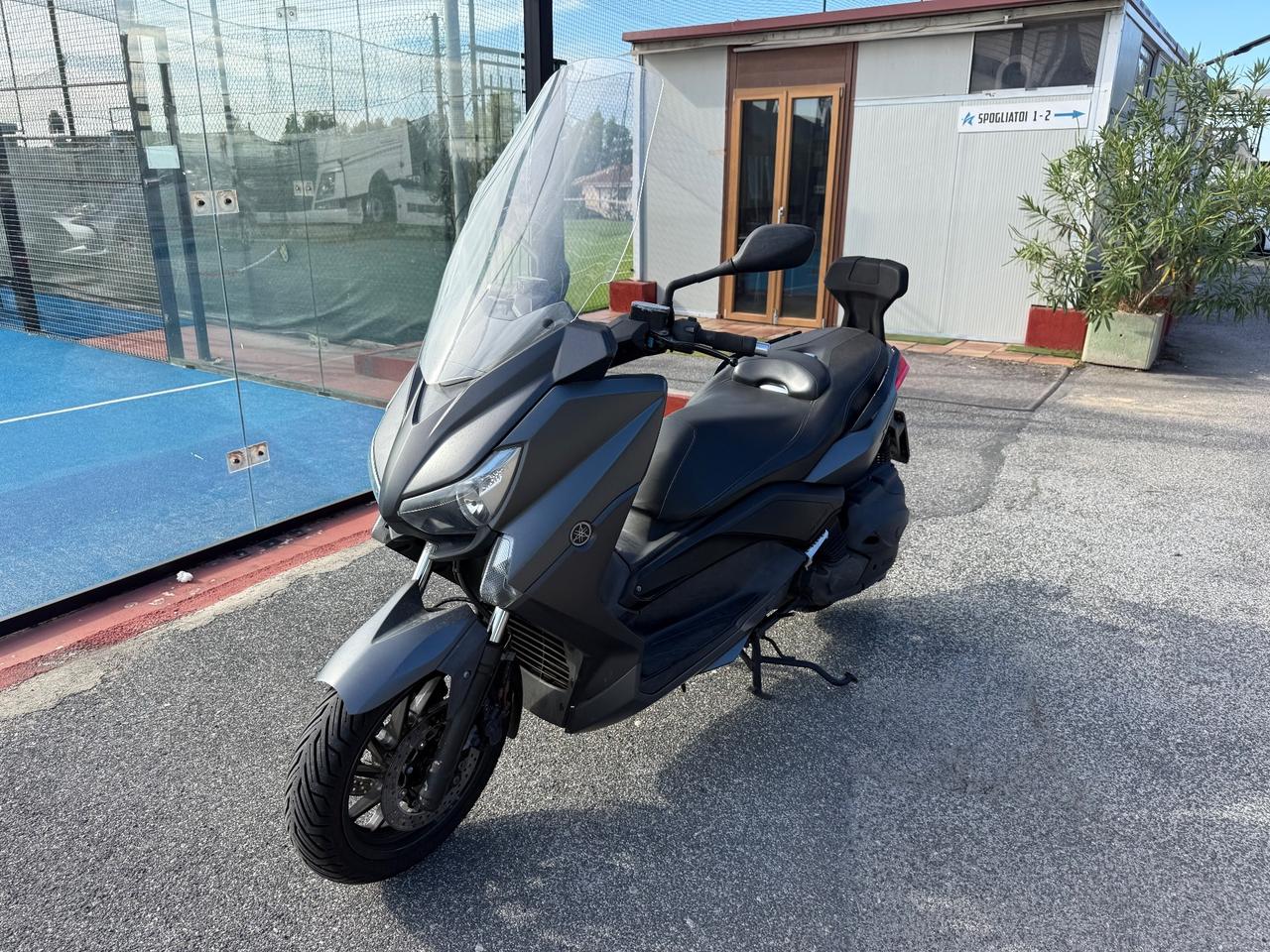 Yamaha X-Max 400