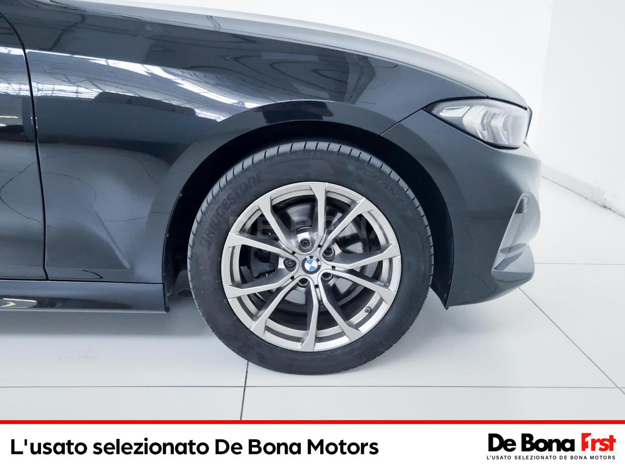 BMW Serie 3 320d touring mhev 48v xdrive auto