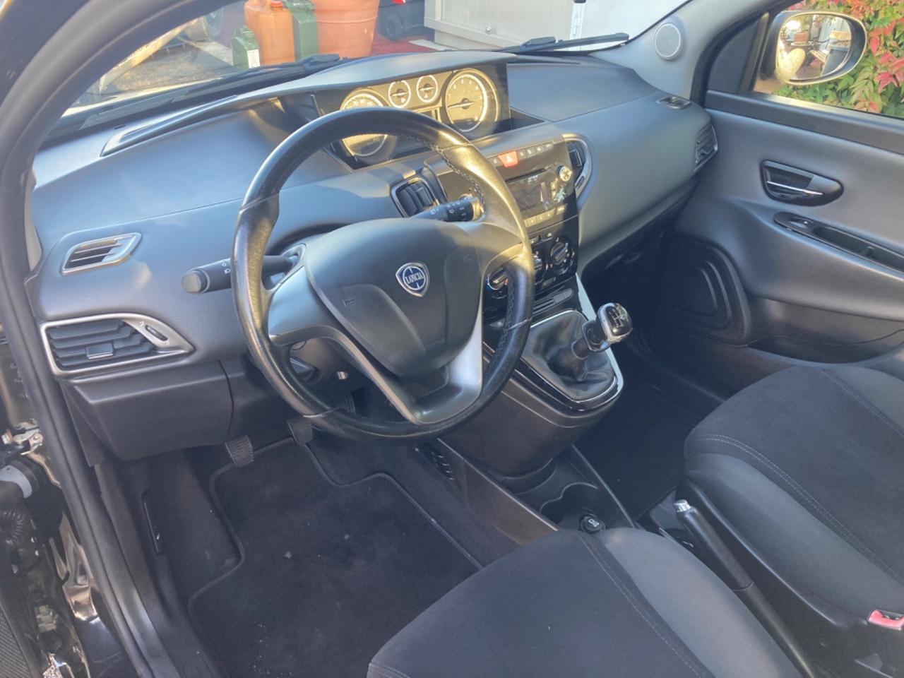 LANCIA YPSILON 1.2 BENZINA (MODELLO GOLD)
