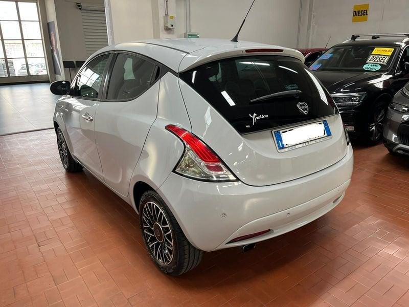 Lancia Ypsilon 1.2 69cv Mya