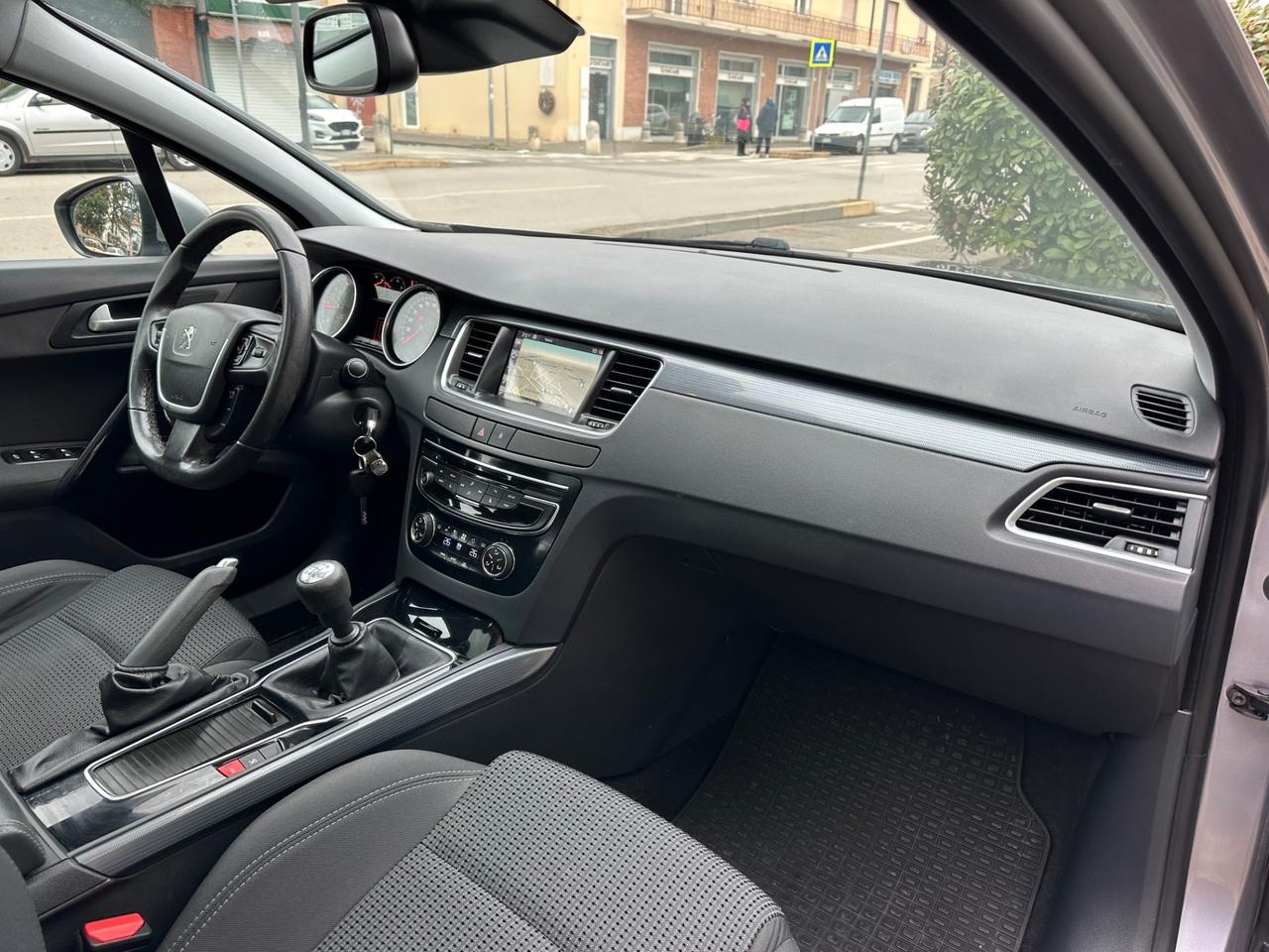 Peugeot 508 BlueHDi 120 S&S SW Allure