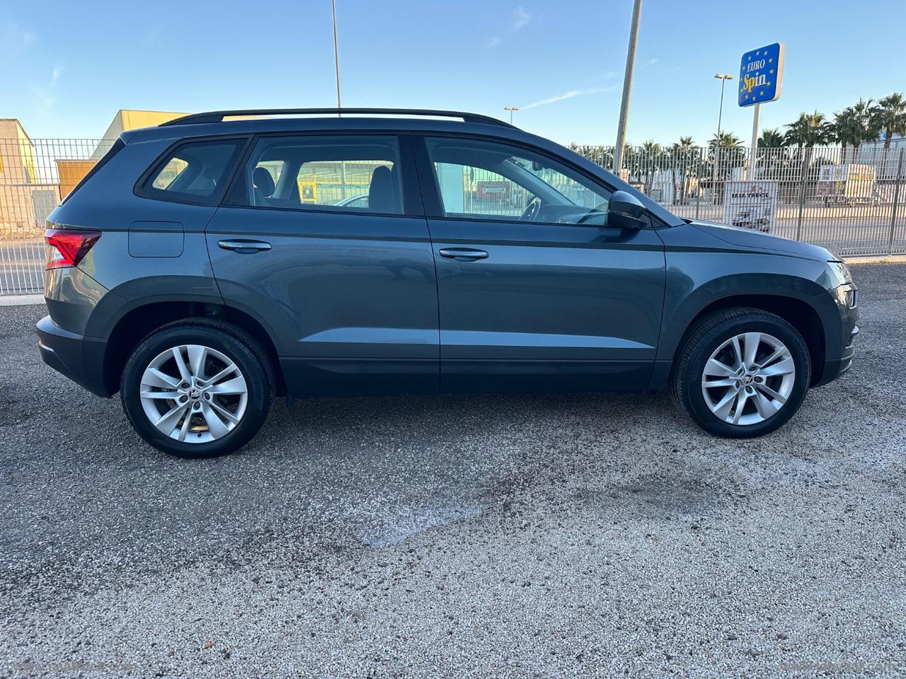 SKODA Karoq 1.6 TDI SCR SportLine