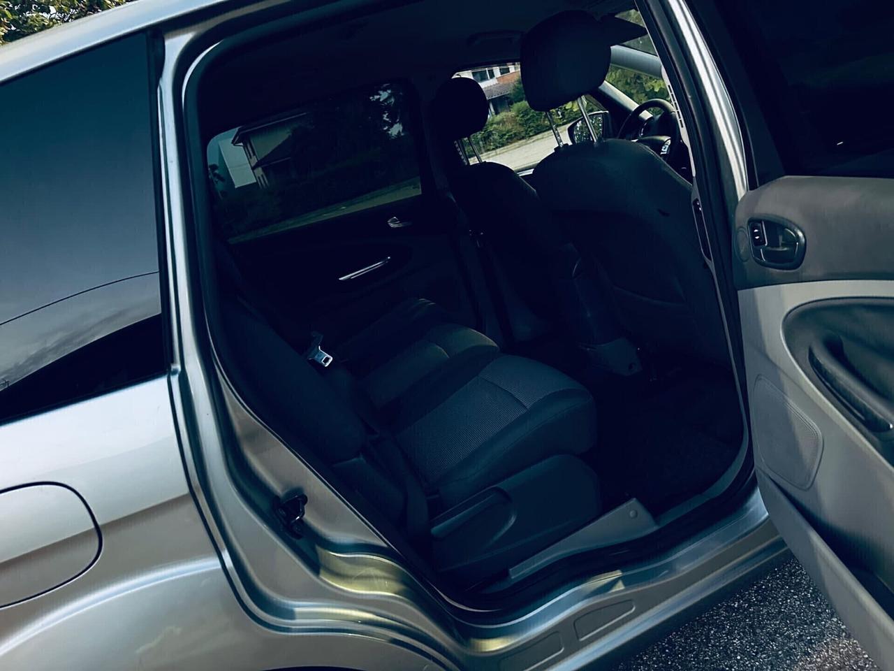 Ford S-Max 2.0 TDCi 140CV Titanium DPF