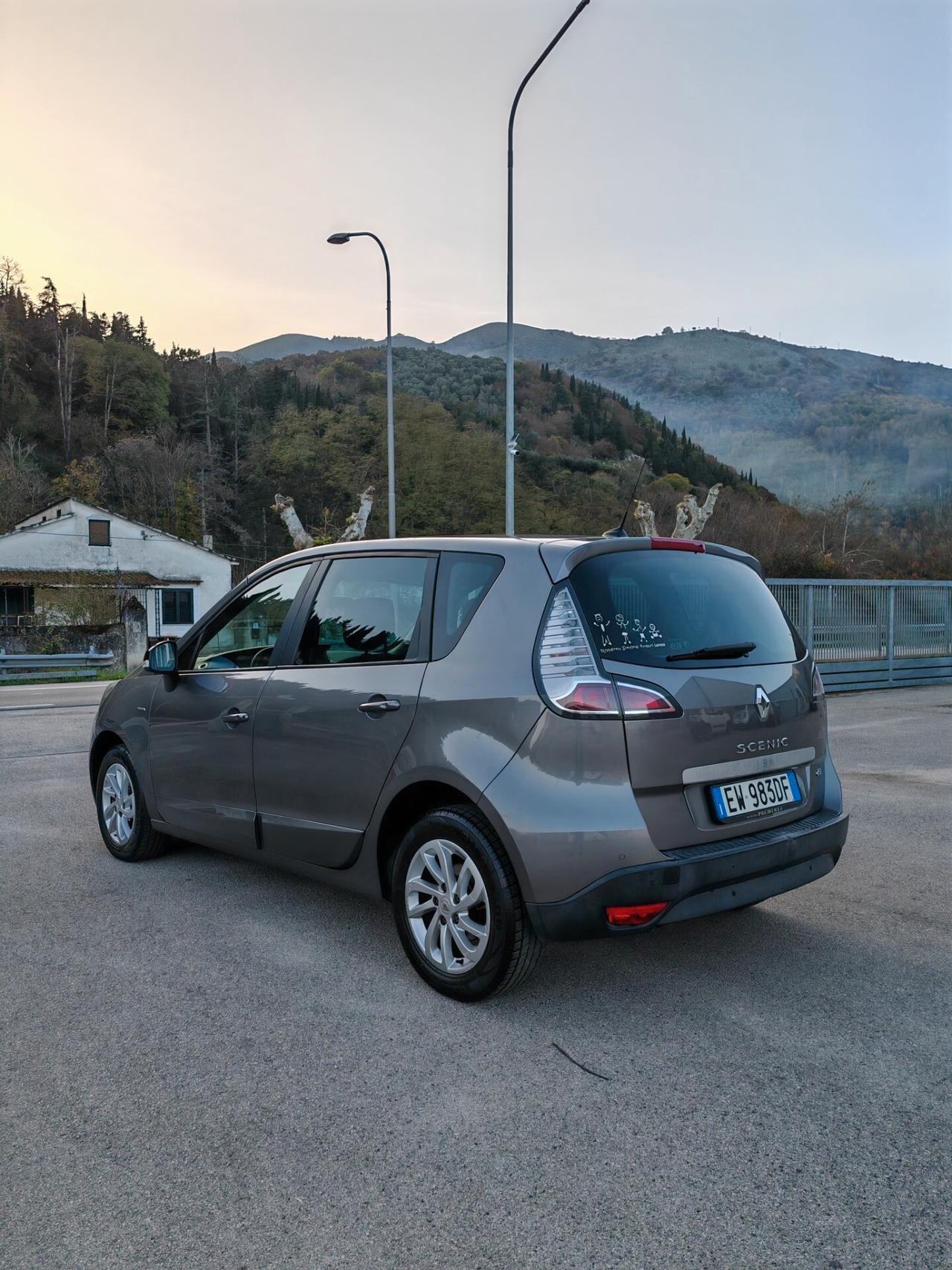 Renault Scenic Scénic XMod Cross 1.5 dCi 110CV EDC Energy