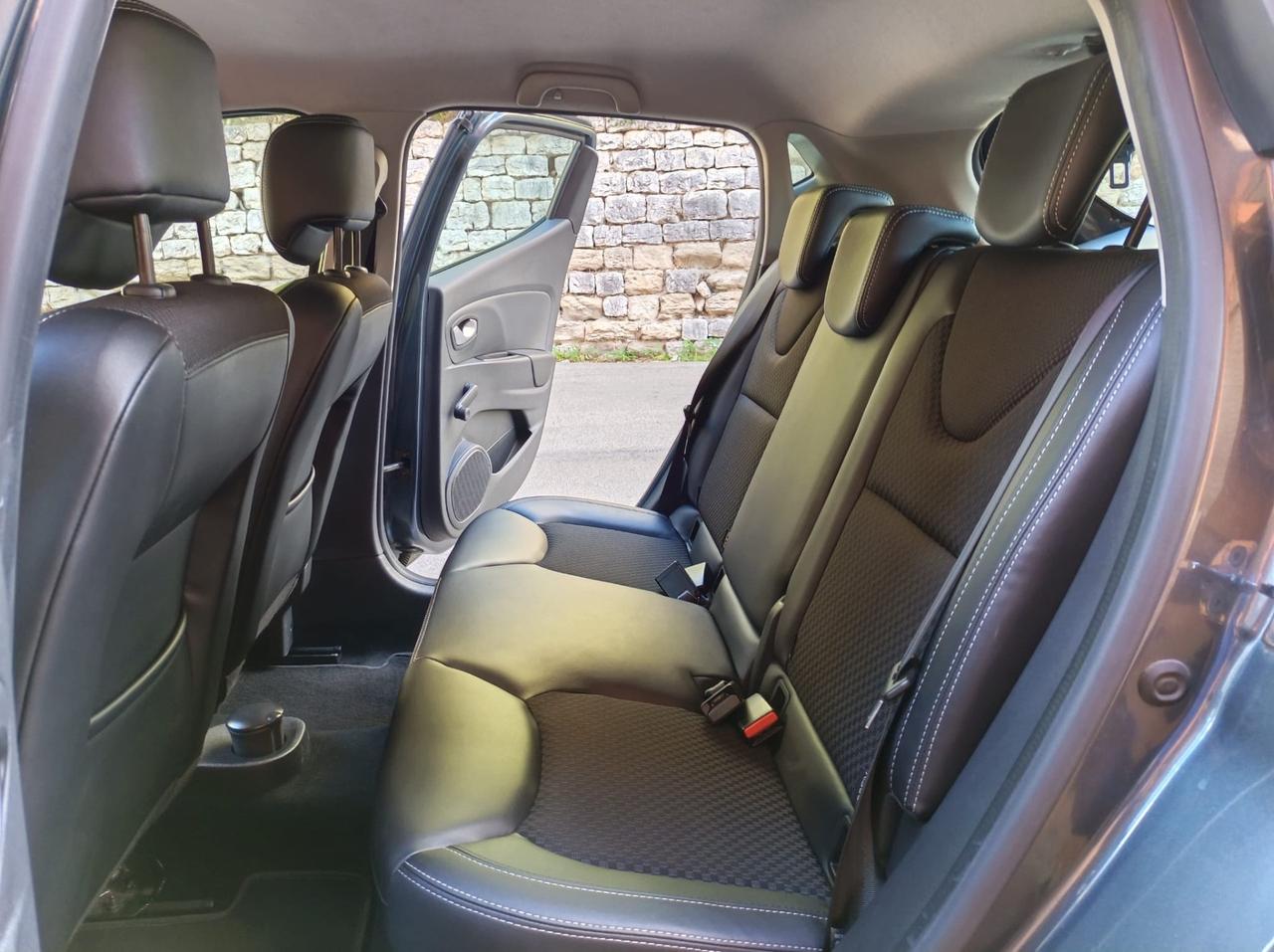 Renault Clio dCi 8V 75 CV 5 porte Duel2