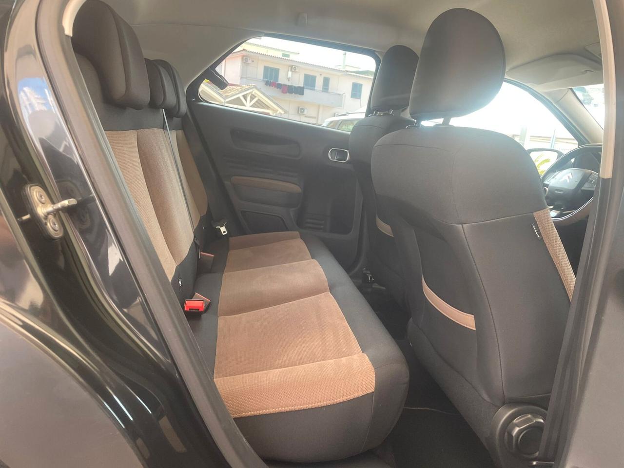 Citroen C4 Cactus BlueHDi 100 S&S Shine