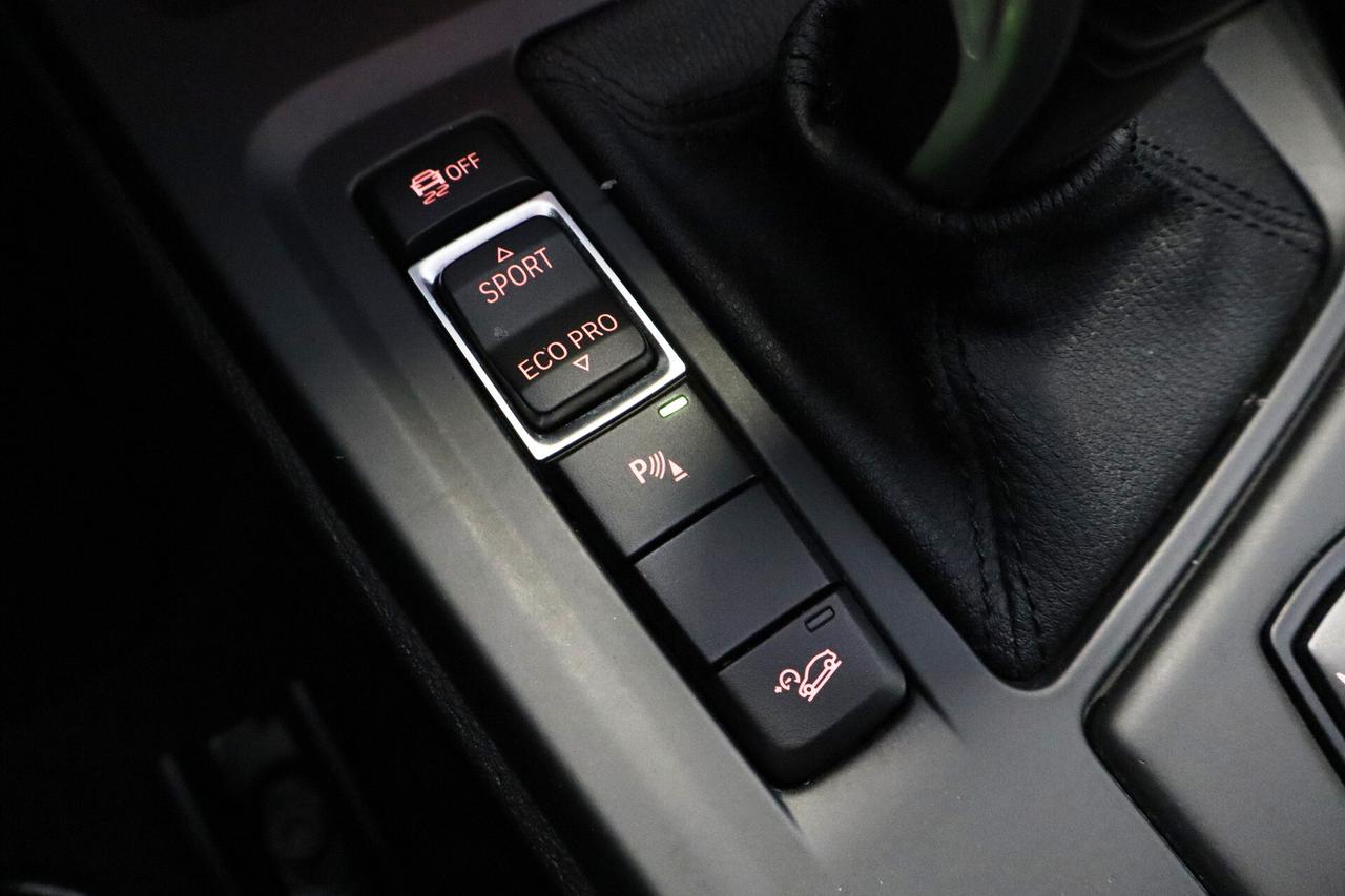 BMW X1 18d xDRIVE ADVANTAGE STEPTRONIC