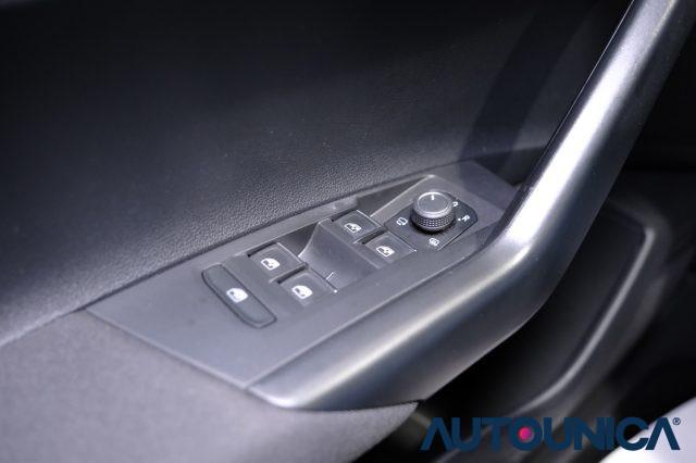 VOLKSWAGEN Polo 1.0 TSI DSG STYLE NEOPATENTATI