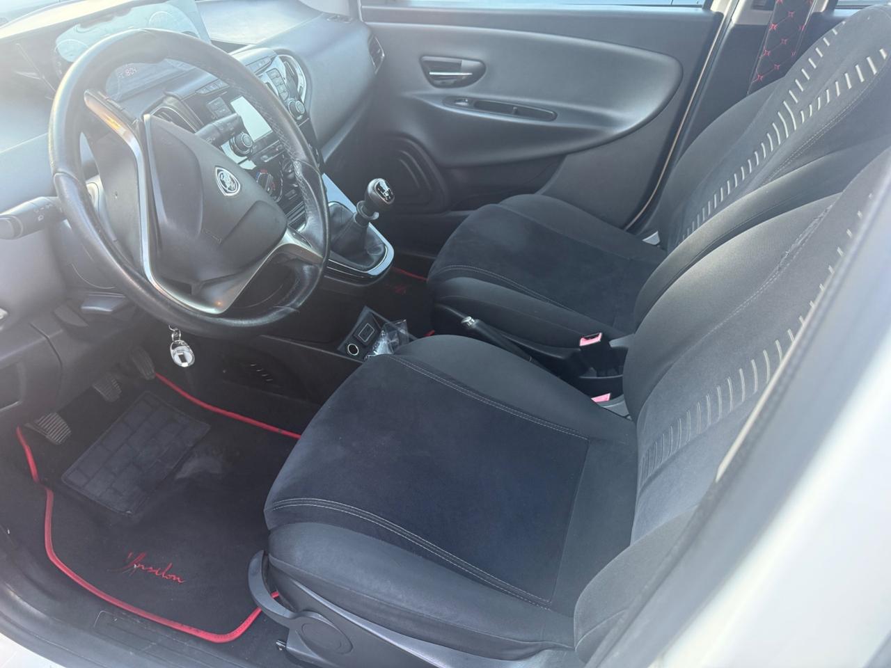Lancia Ypsilon 1.2 69 CV 5 porte anno 2018