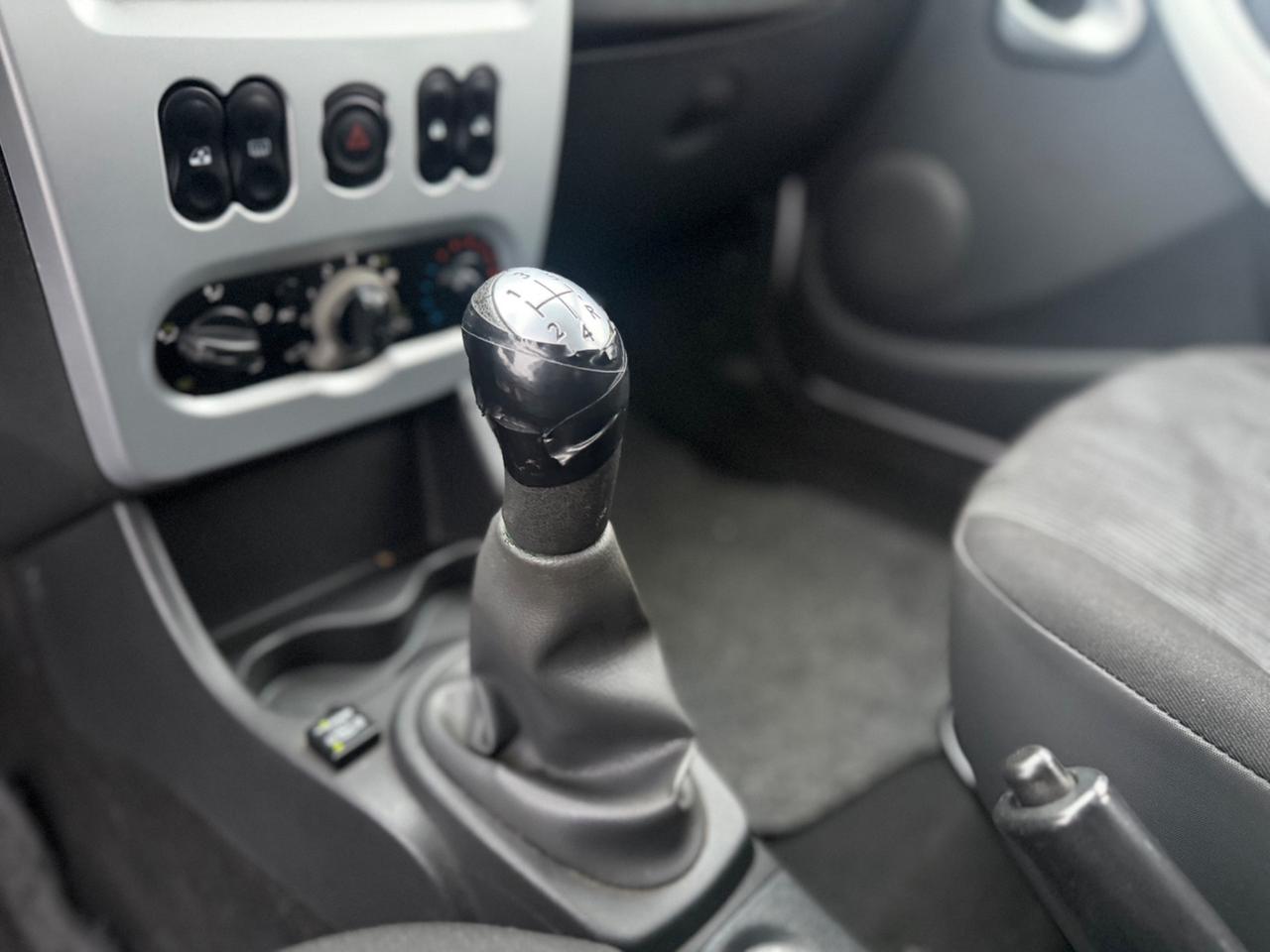 Dacia Sandero 1.4 8V GPL Ambiance