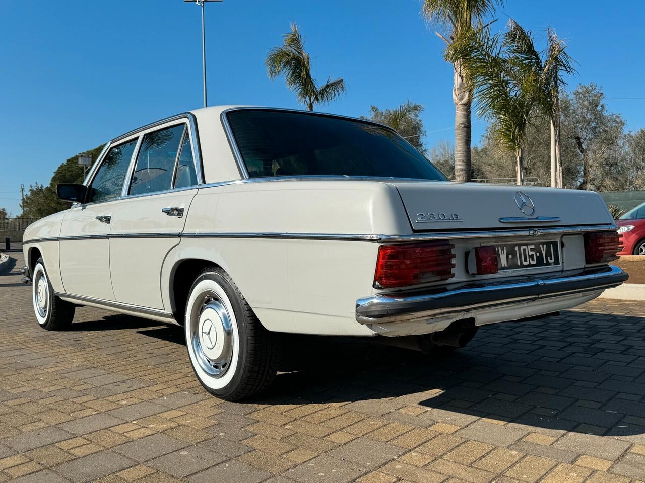 MERCEDES-BENZ 230 V6 AUTOMATICO 37000KM IN BUONO STATO