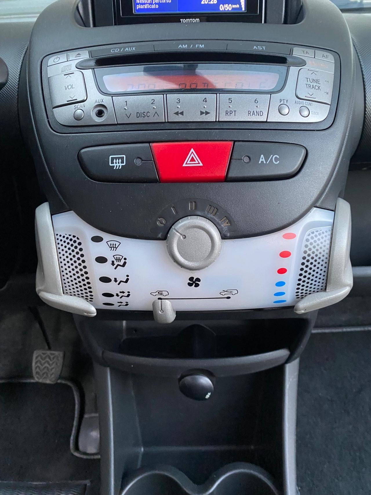 Toyota Aygo 1.0 12V VVT-i 68cv 5p. Lounge Connect