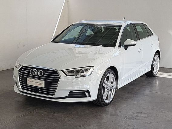 Audi A3 Sportback e-tron A3 SPB 40 e-tron S tronic