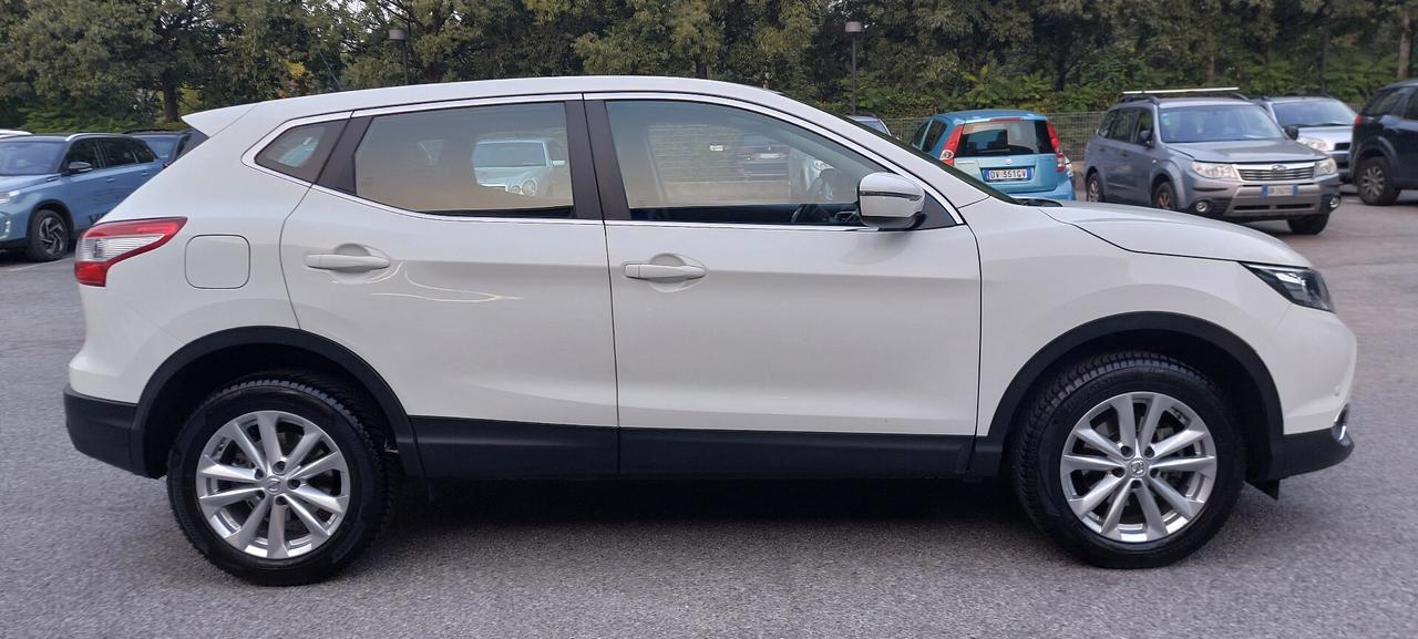 Nissan Qashqai 1.2 DIG-T N-Connecta