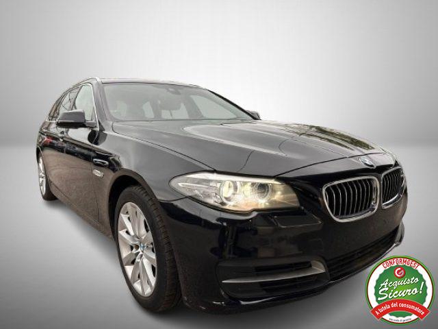 BMW 520 d Touring Luxury Tetto Navi Pelle Xeno