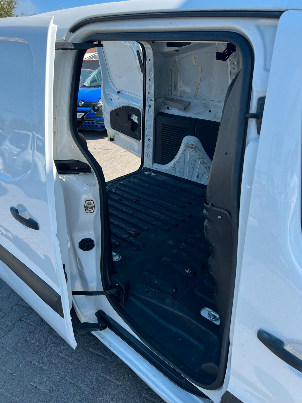Peugeot Partner Tepee Mix BlueHDi 100 Active