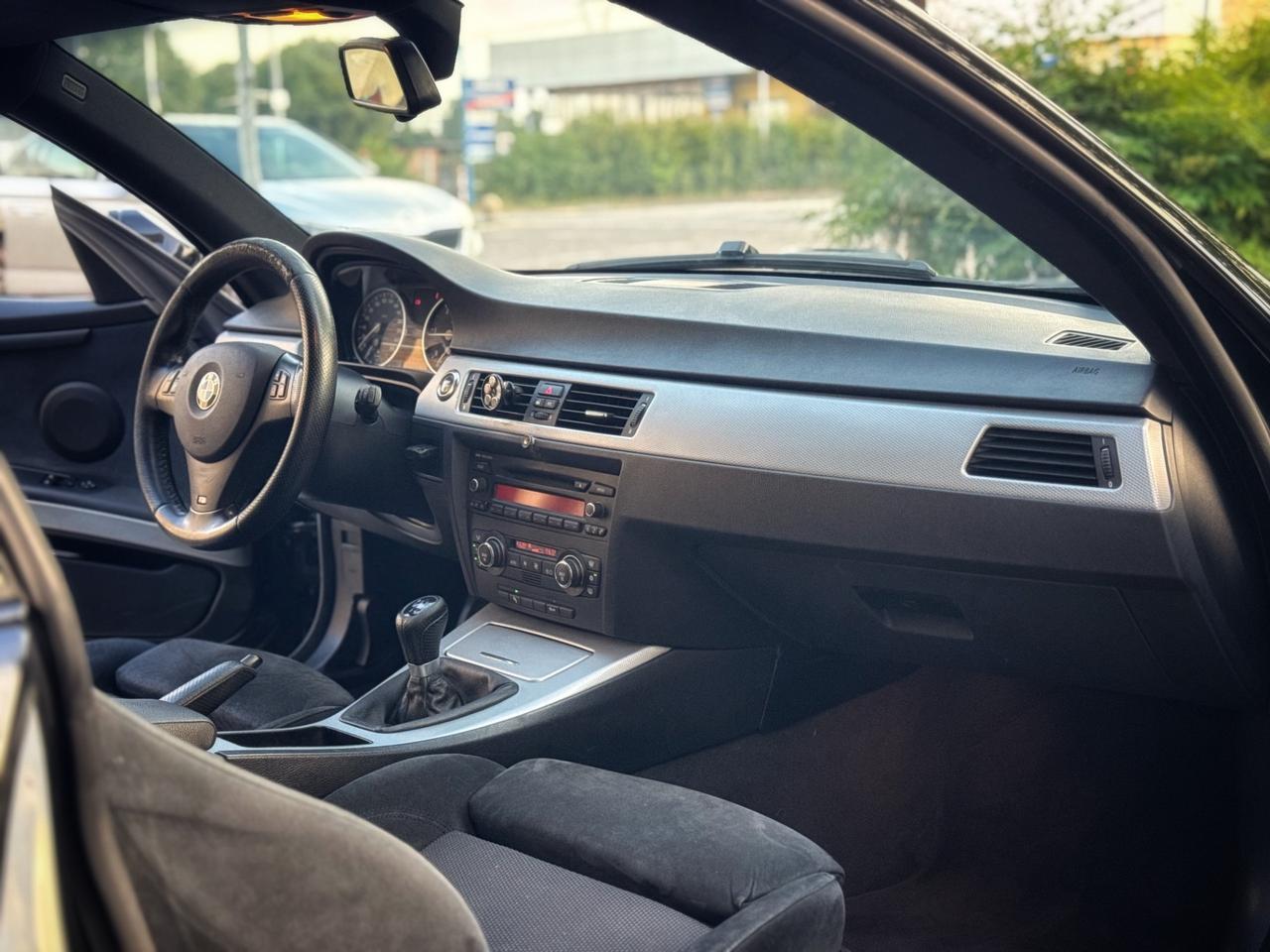 BMW 320d Coupé M Sport – E92 – 177 CV – Youngtimer – 4.900€