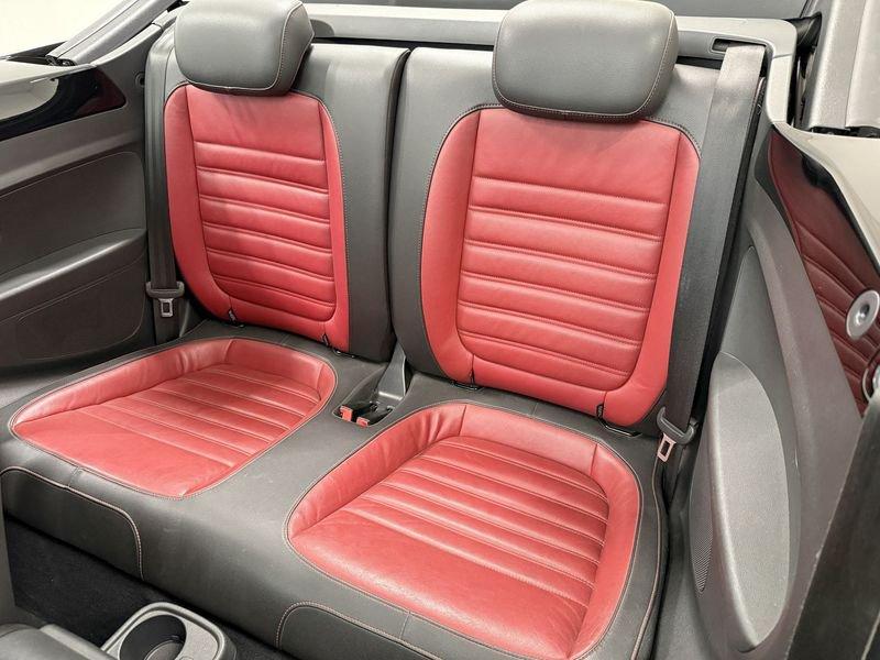 Volkswagen Maggiolino 1.6 TDI Design 50s