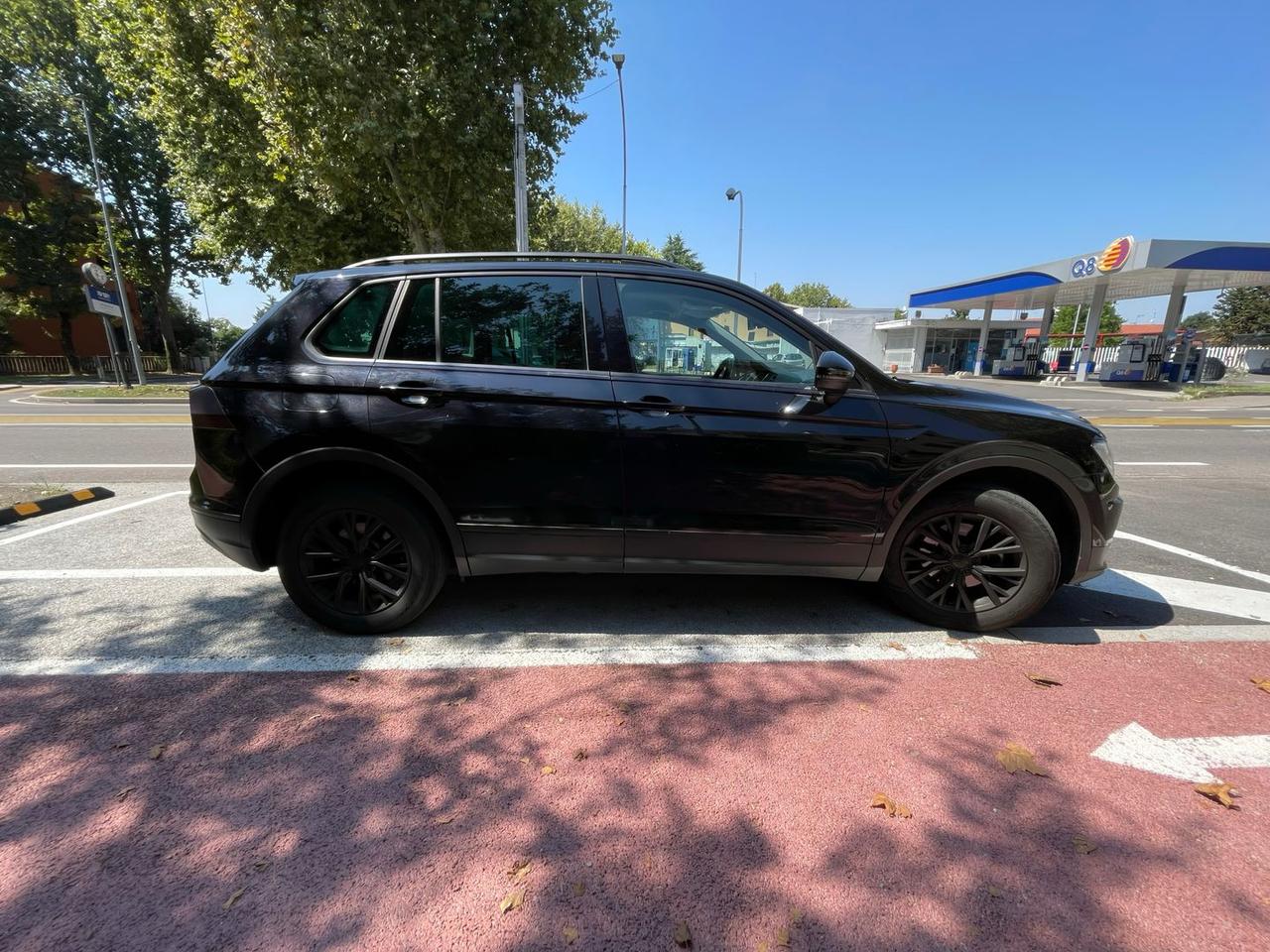Volkswagen Tiguan Business 2.0 TDI #6539