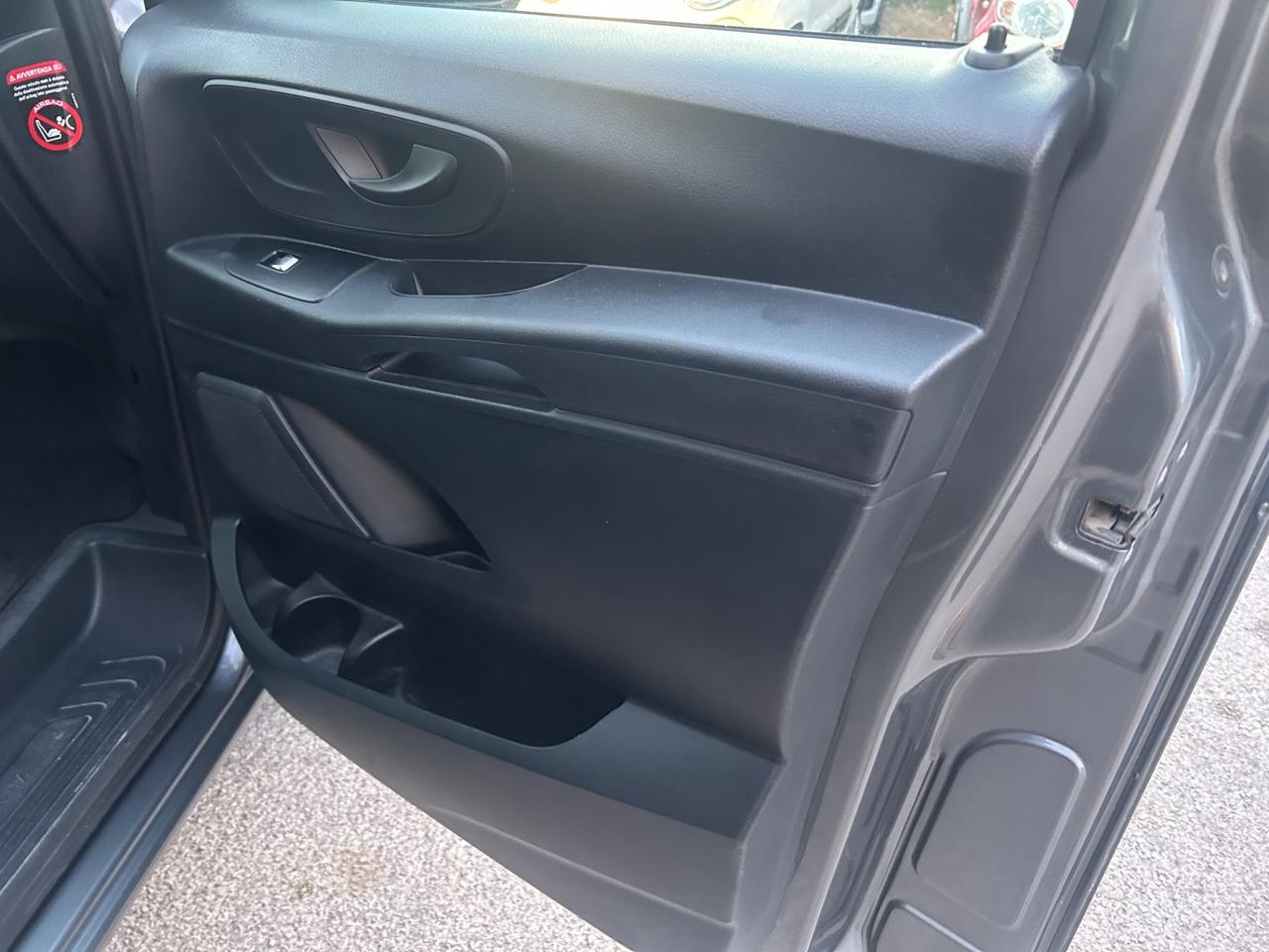 Mercedes-benz Vito 2.2 119 CDI Mixto Automatico